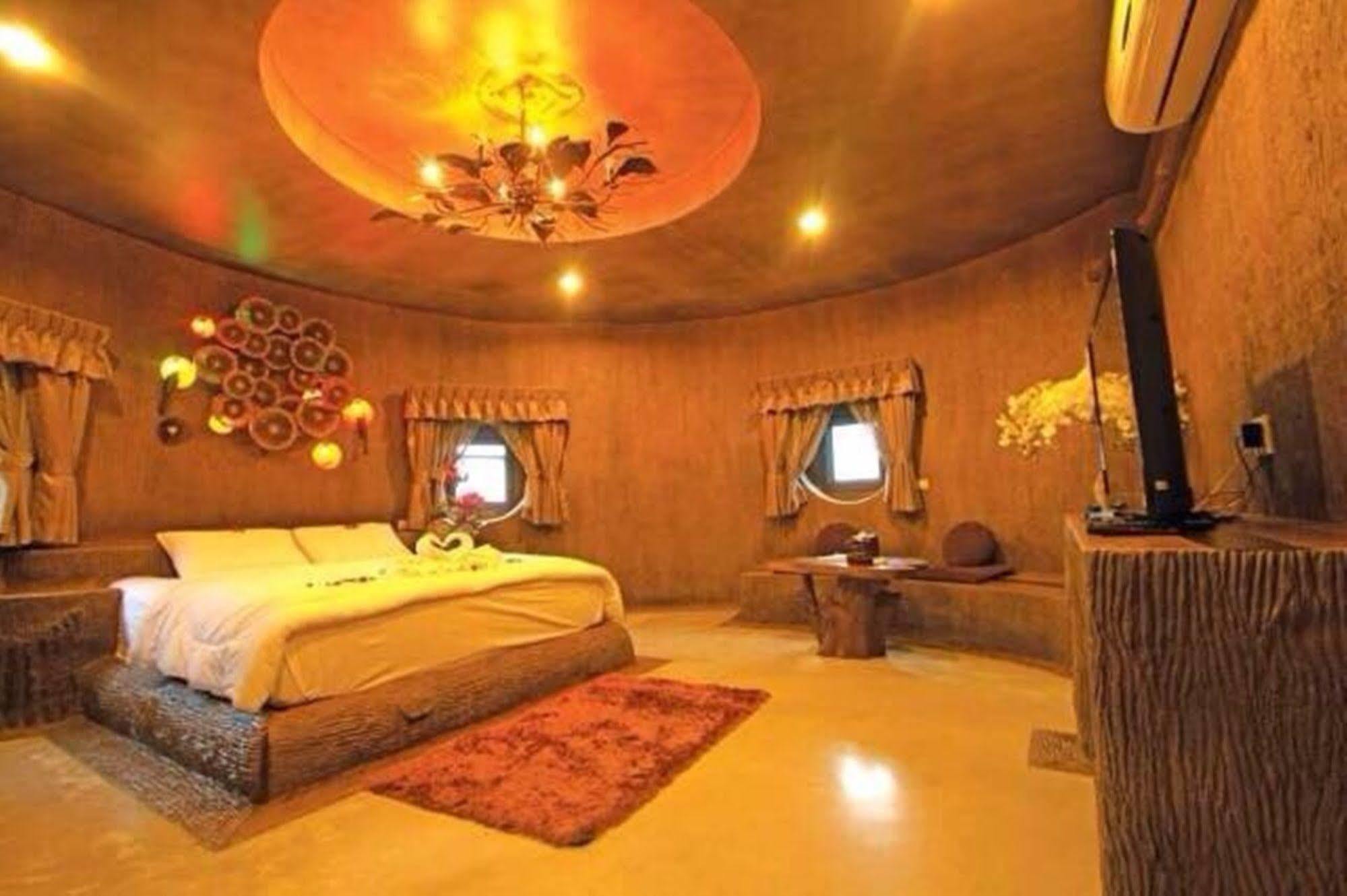Timberland And Fruit Resort Pong Yo Exterior photo